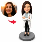 3D cartoon doctor with white coat and stethoscope stands on a gray pedestal; a circular photo of a smiling woman is connected by a red arrow to the figure.