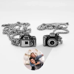 photo-projection-necklace