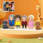 family-cats-brick-figures
