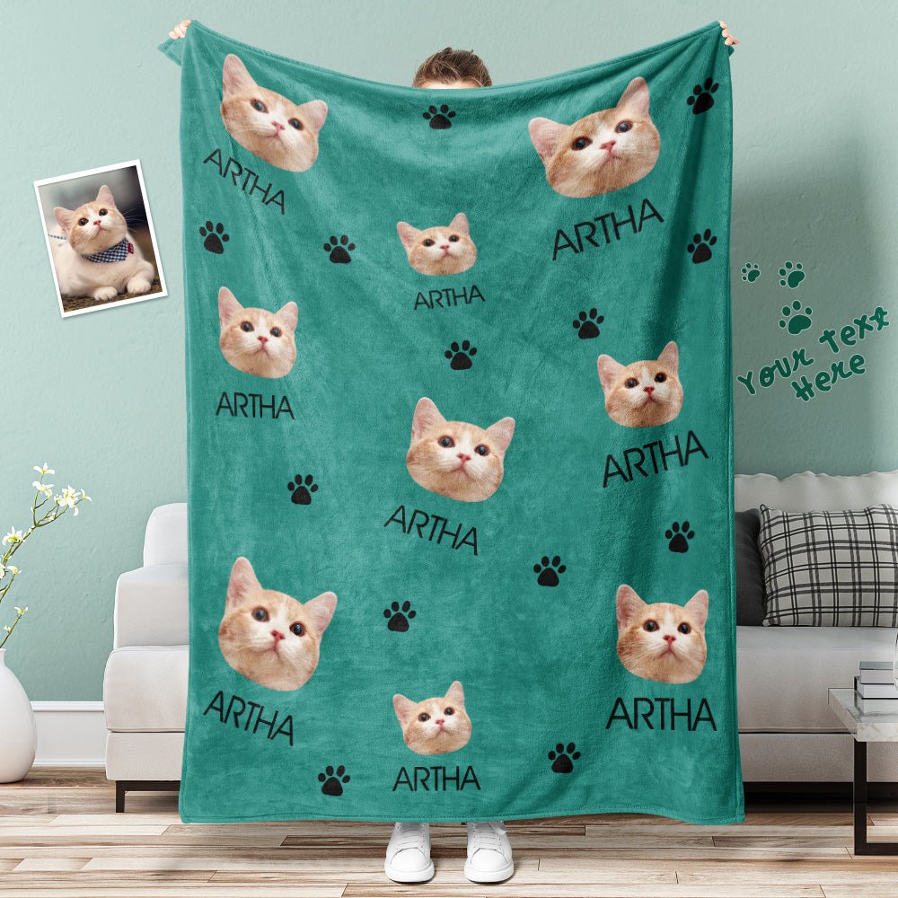cat-face-photo-text-blanket